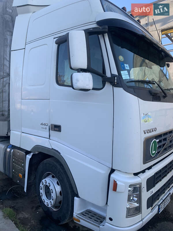 Тягач Volvo FH 13 2008 в Івано-Франківську