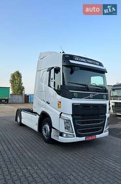 Тягач Volvo FH 13 2015 в Луцке