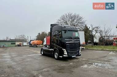 Тягач Volvo FH 13 2017 в Дубні