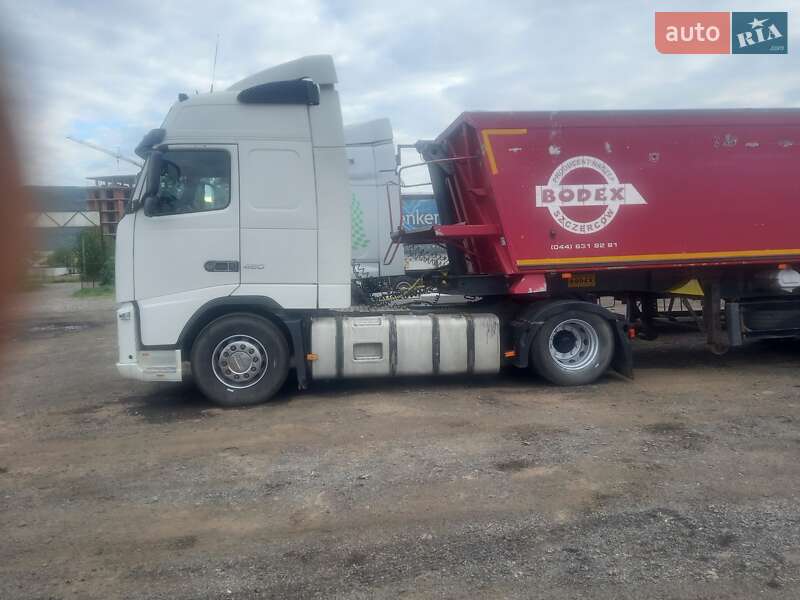Тягач Volvo FH 13 2010 в Тячеві
