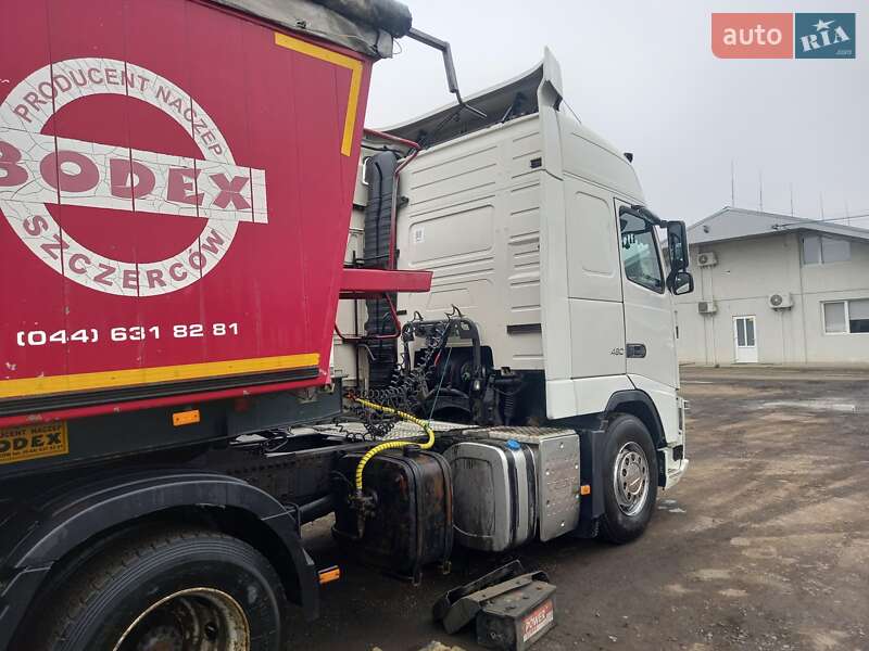 Тягач Volvo FH 13 2010 в Тячеві