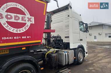 Тягач Volvo FH 13 2010 в 