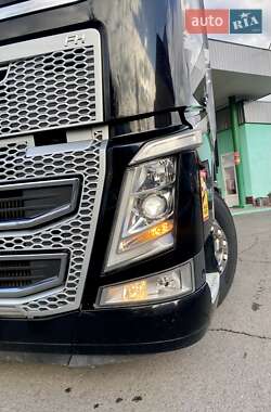 Тягач Volvo FH 13 2016 в 