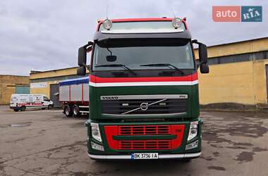 Самосвал Volvo FH 13 2012 в Луцке