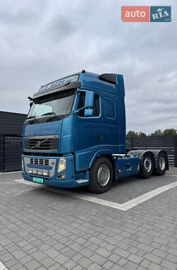 Тягач Volvo FH 13 2010 в Вараше