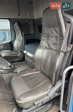 Тягач Volvo FH 13 2010 в 