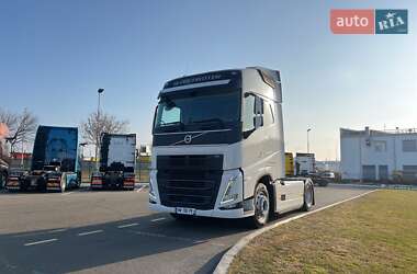 Тягач Volvo FH 13 2021 в Киеве