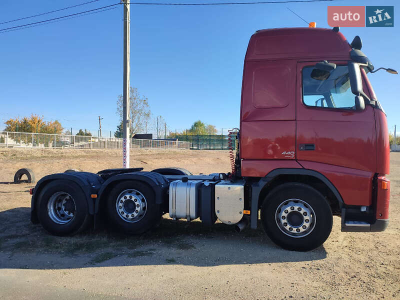 Контейнеровоз Volvo FH 13 2008 в Измаиле
