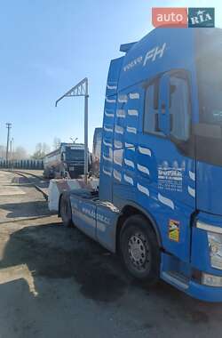 Тягач Volvo FH 13 2016 в Харкові