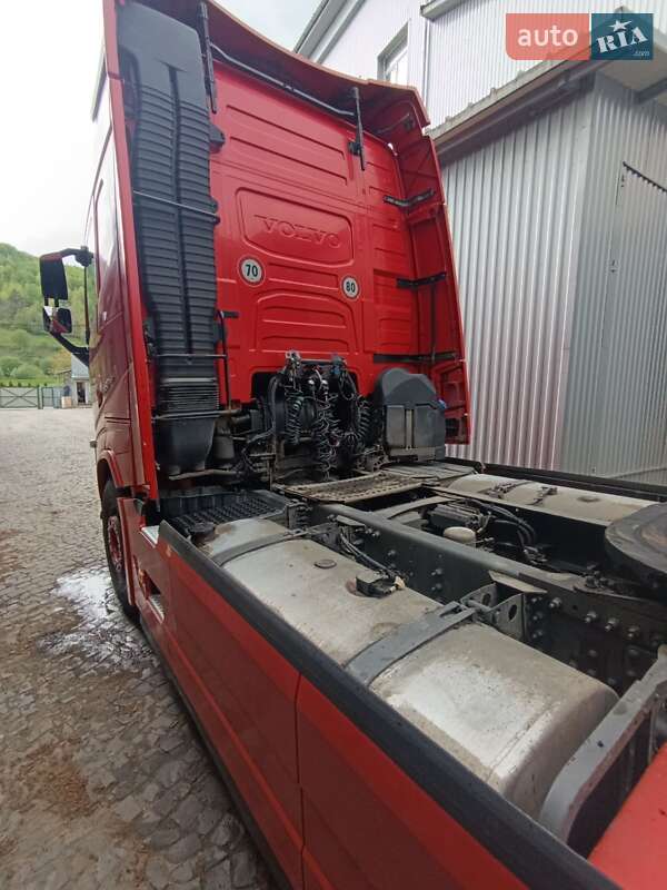 Тягач Volvo FH 13 2014 в Сваляве
