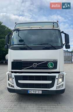 Тягач Volvo FH 13 2010 в 