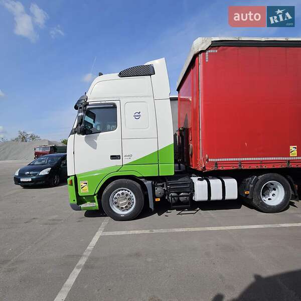 Тягач Volvo FH 13 2007 в Чернігові