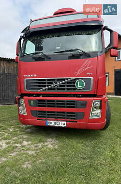 Тягач Volvo FH 13 2008 в Вараше