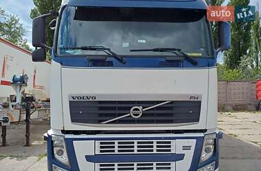 Тягач Volvo FH 13 2010 в 