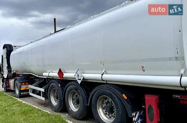Бензовоз Volvo FH 13 2013 в 