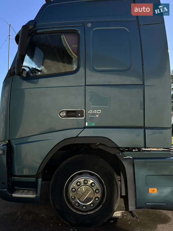 Тягач Volvo FH 13 2007 в Трускавці