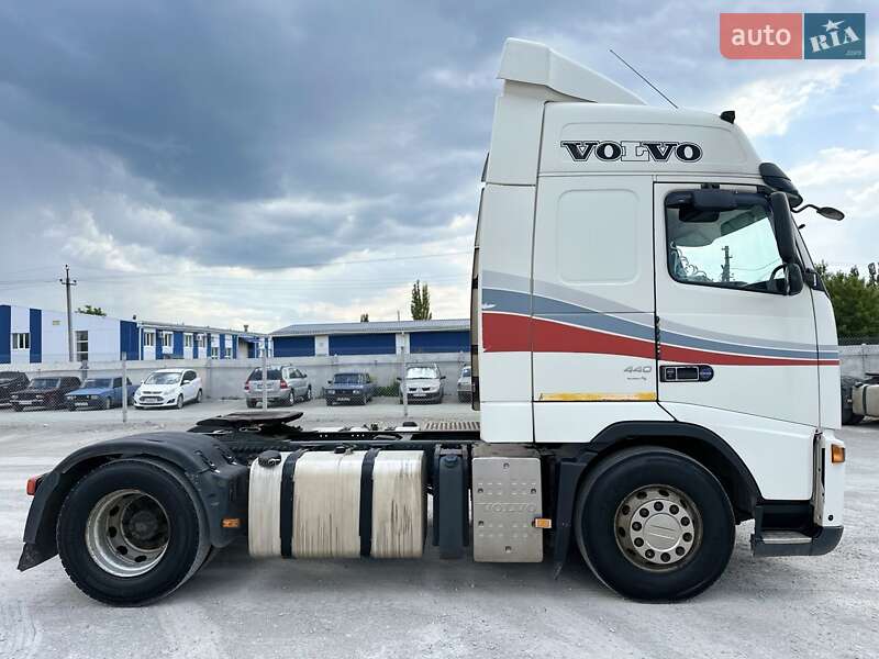 Тягач Volvo FH 13 2008 в Днепре