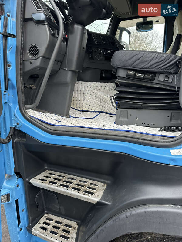 Контейнеровоз Volvo FH 13 2009 в Черноморске фото 6 Контейнеровоз Volvo FH 13 2009 в Черноморске