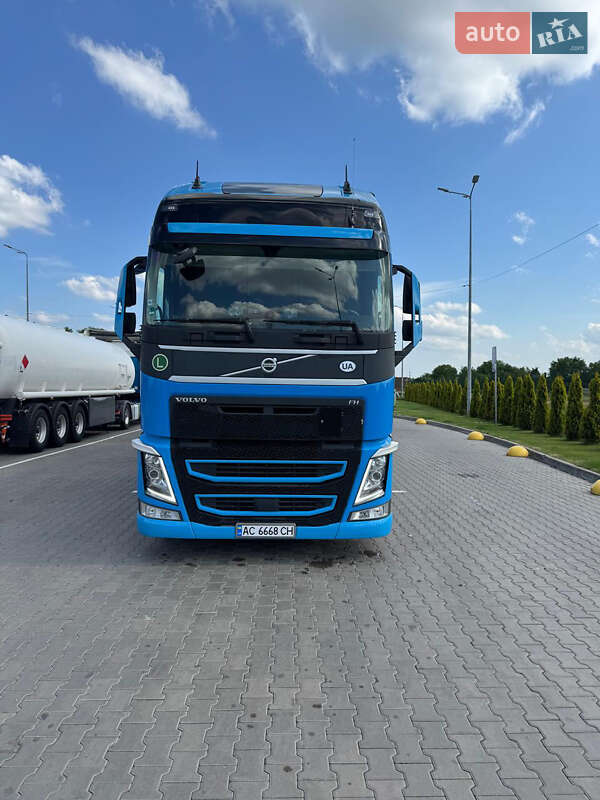 Тентованый Volvo FH 13 2019 в Луцке