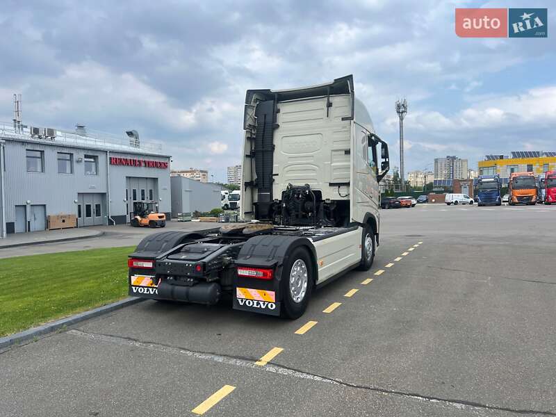 Тягач Volvo FH 13 2021 в Киеве