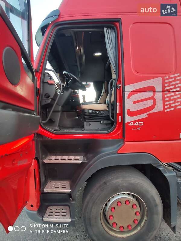 Тягач Volvo FH 13 2008 в Охтирці фото 11 Тягач Volvo FH 13 2008 в Охтирці