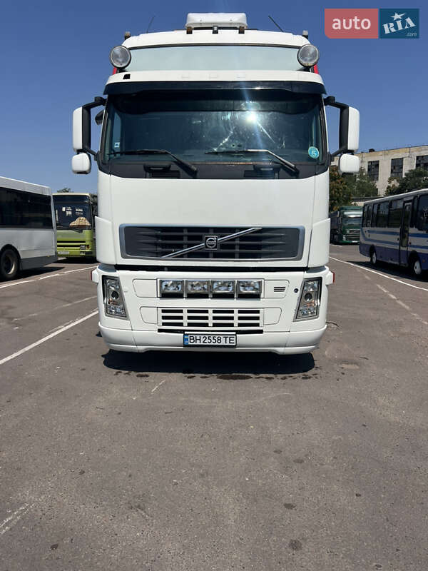 Тягач Volvo FH 13 2006 в Черноморске