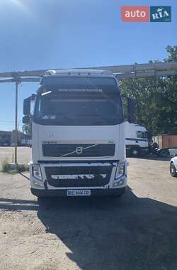 Тягач Volvo FH 13 2011 в Киеве