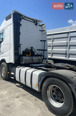 Тягач Volvo FH 13 2015 в 
