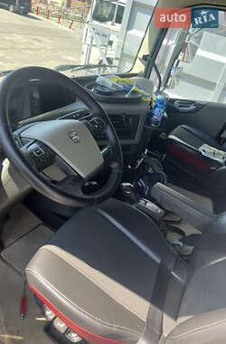 Тягач Volvo FH 13 2015 в 