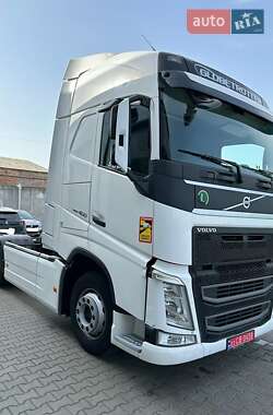 Тягач Volvo FH 13 2015 в 
