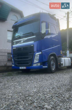 Тягач Volvo FH 13 2013 в Тячеве