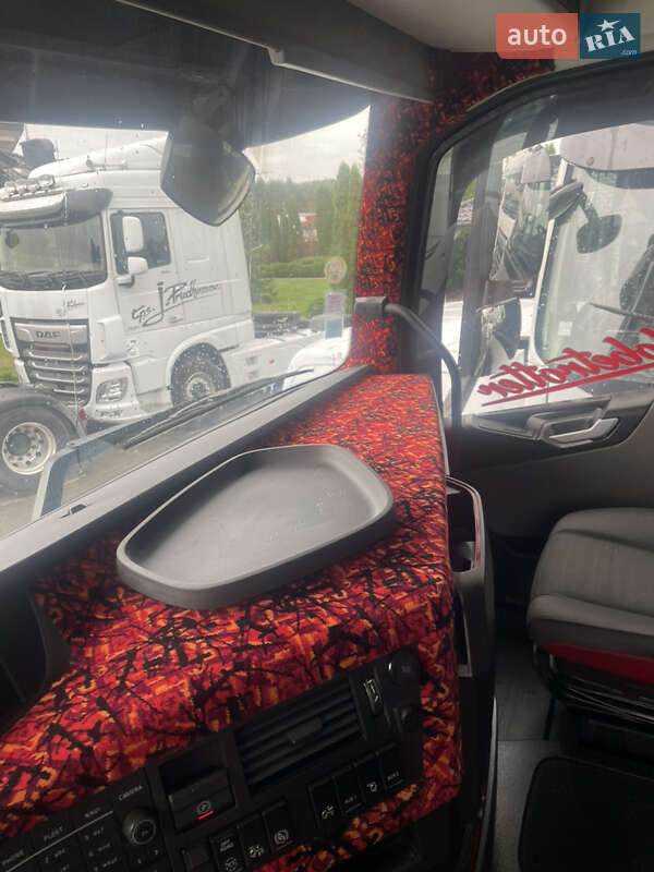 Тягач Volvo FH 13 2015 в Луцке