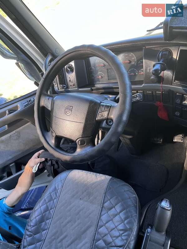 Тентований Volvo FH 13 2006 в Черкасах фото 8 Тентований Volvo FH 13 2006 в Черкасах
