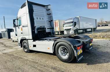 Тягач Volvo FH 13 2010 в 