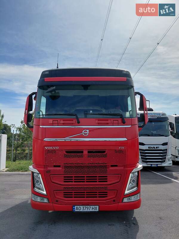 Тягач Volvo FH 13 2015 в Мукачево фото 18 Тягач Volvo FH 13 2015 в Мукачево