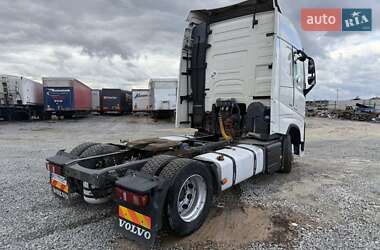 Тягач Volvo FH 13 2015 в  фото 3 Тягач Volvo FH 13 2015 в