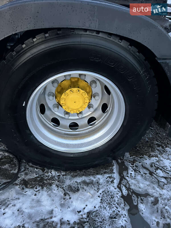 Тягач Volvo FH 13 2012 в Луцке фото 9 Тягач Volvo FH 13 2012 в Луцке