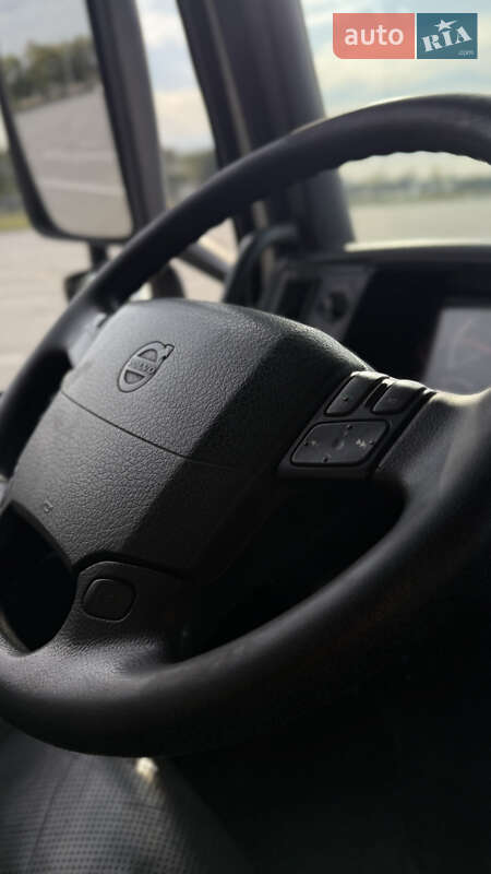 Для перевезення тварин Volvo FH 13 2012 в Дніпрі