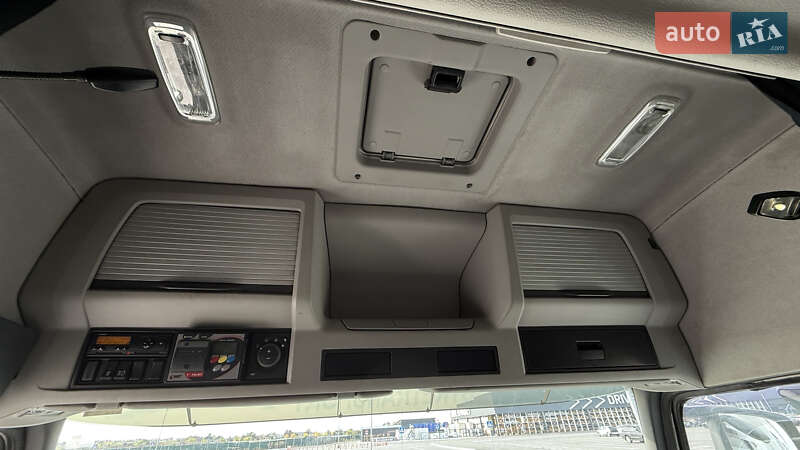 Для перевезення тварин Volvo FH 13 2012 в Дніпрі