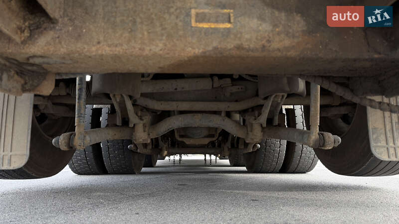 Для перевезення тварин Volvo FH 13 2012 в Дніпрі