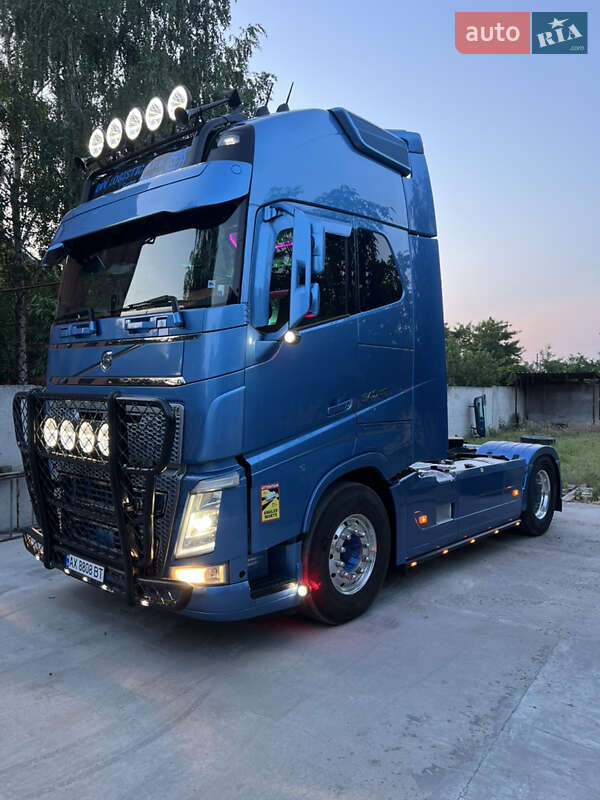 Тягач Volvo FH 13 2018 в Дніпрі фото 12 Тягач Volvo FH 13 2018 в Дніпрі