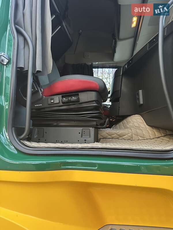 Тягач Volvo FH 13 2015 в Бродах фото 115 Тягач Volvo FH 13 2015 в Бродах