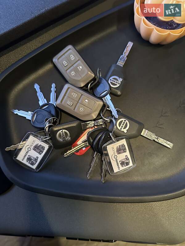 Тягач Volvo FH 13 2015 в Бродах фото 137 Тягач Volvo FH 13 2015 в Бродах