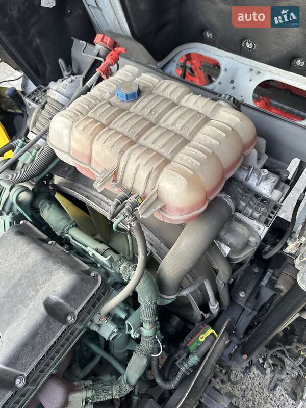 Тягач Volvo FH 13 2015 в Бродах фото 149 Тягач Volvo FH 13 2015 в Бродах