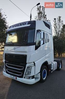 Тягач Volvo FH 13 2015 в Черкассах
