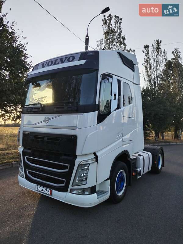 Тягач Volvo FH 13 2015 в Черкассах