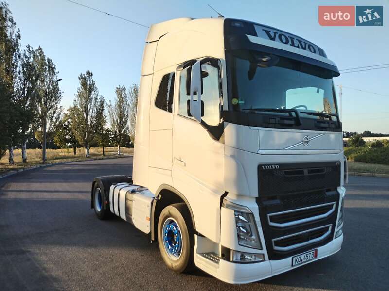 Тягач Volvo FH 13 2015 в Черкассах
