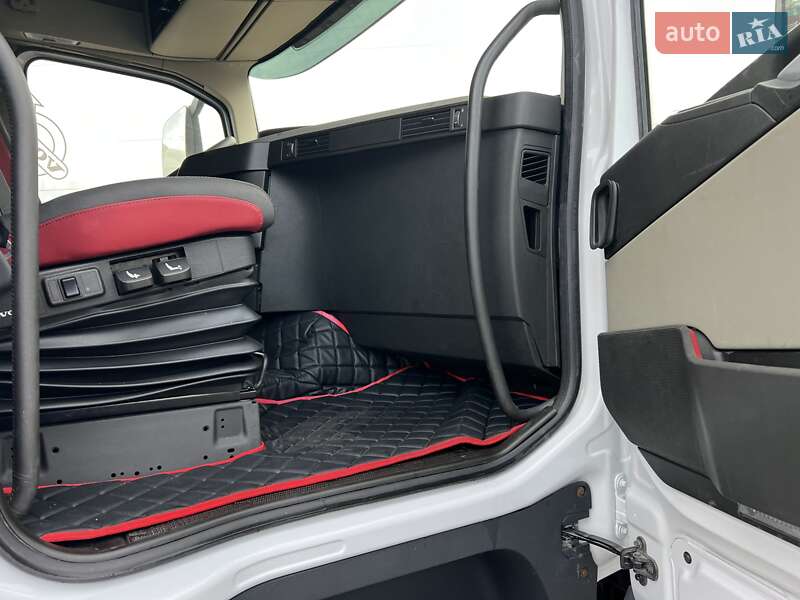 Тягач Volvo FH 13 2013 в Хусте фото 11 Тягач Volvo FH 13 2013 в Хусте