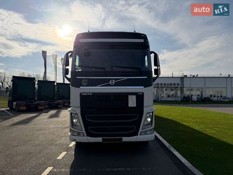Тягач Volvo FH 13 2015 в Киеве фото 2 Тягач Volvo FH 13 2015 в Киеве