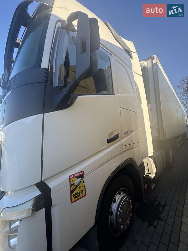 Тягач Volvo FH 13 2014 в Киеве